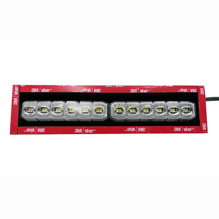 ما الذي يجعل مصابيح سطح السفينة LED الخيار الأفضل للسلامة والمتانة وكفاءة الطاقة